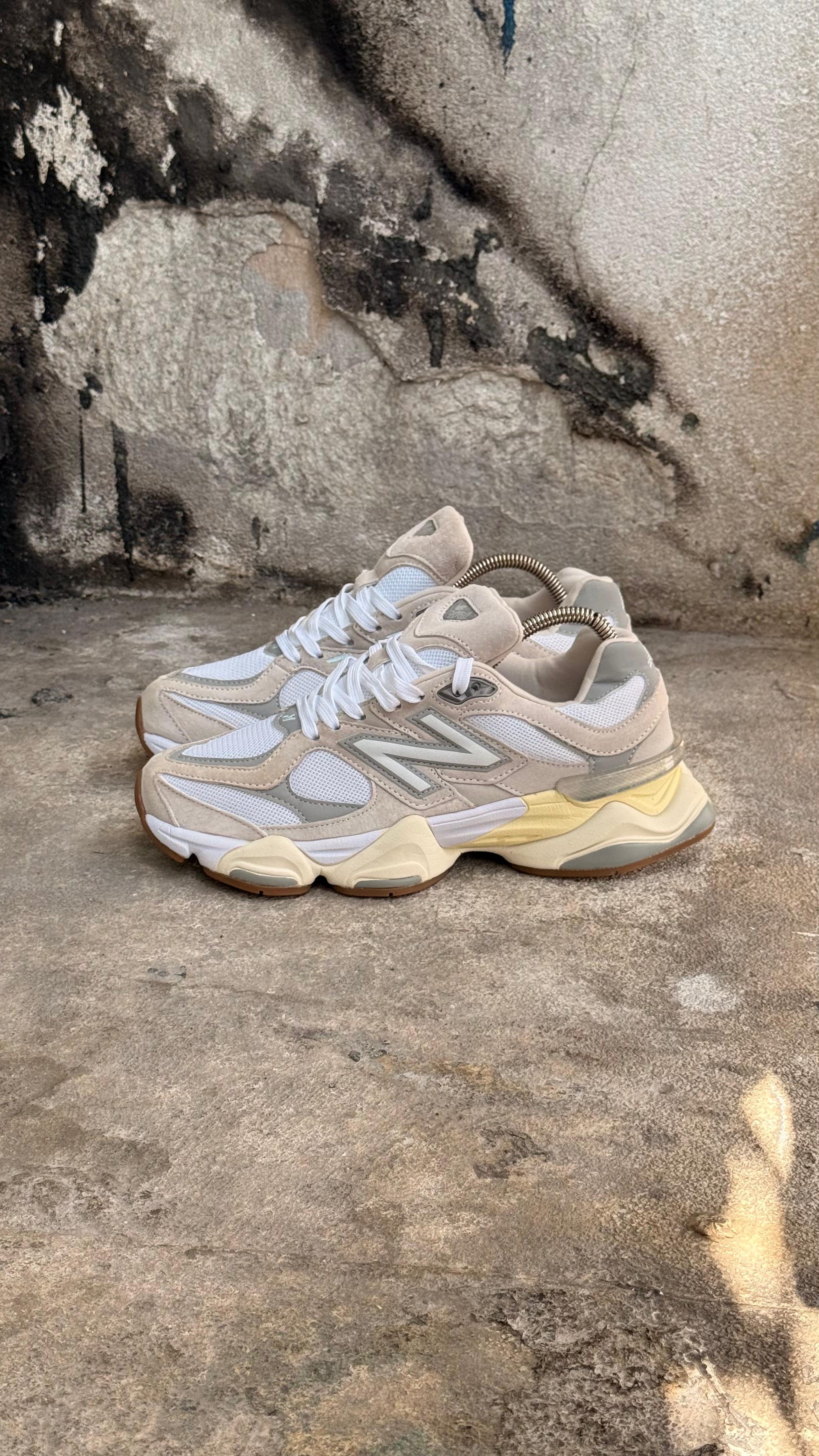 NEW BALANCE 9060 BLANCO BEIGE