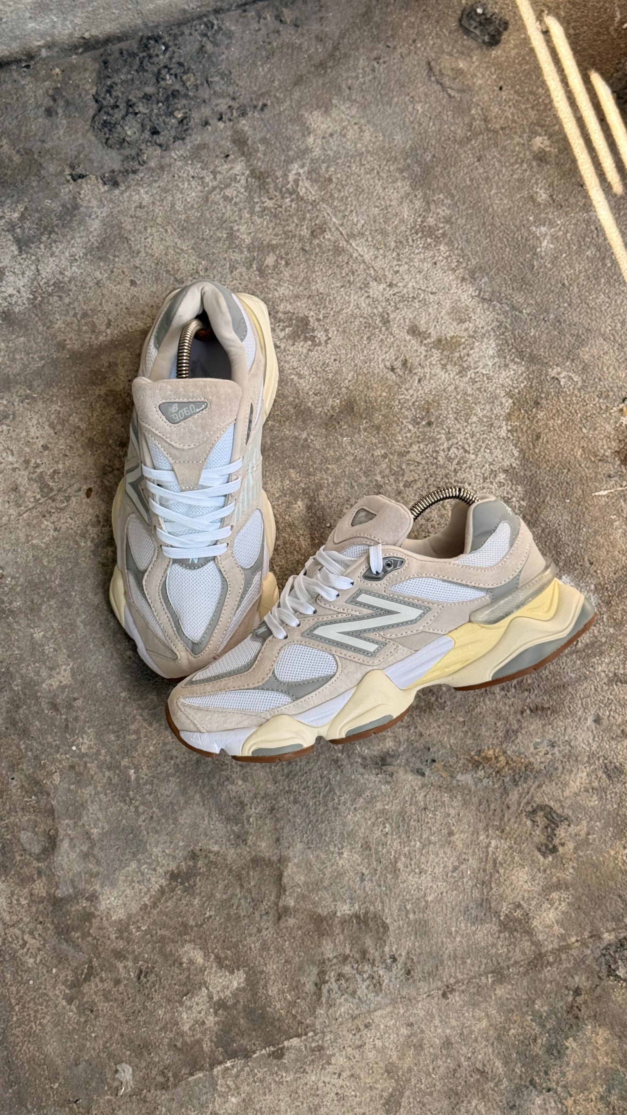 NEW BALANCE 9060 BLANCO BEIGE