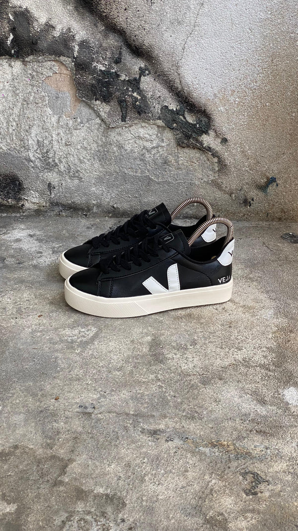 VEJA NEGRO BLANCO PROMO
