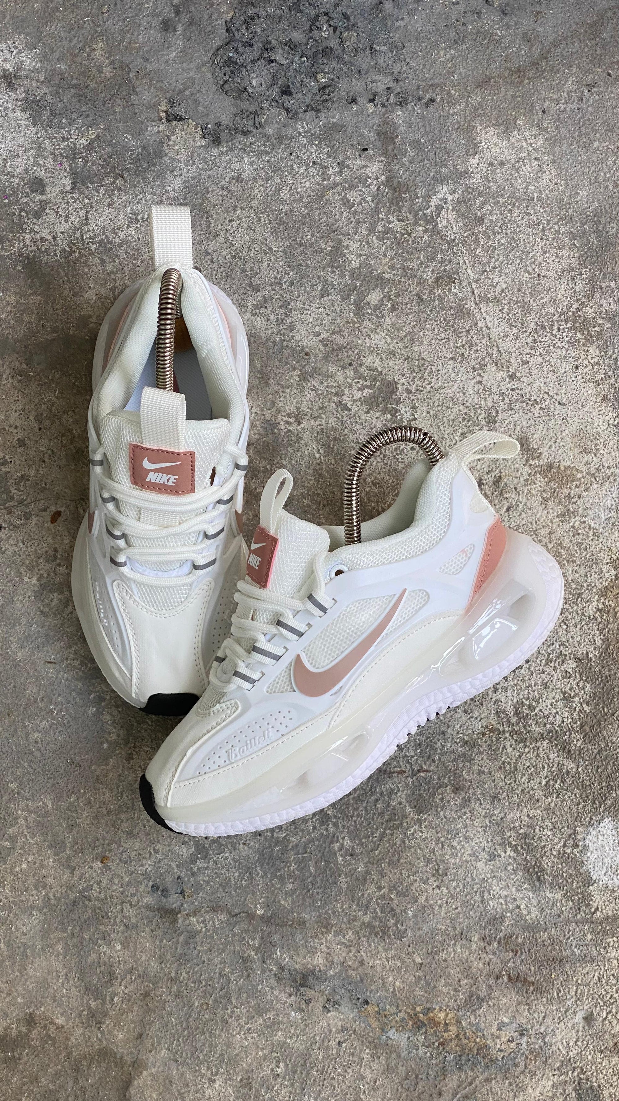 NIKE KILLY BLANCO ROUS