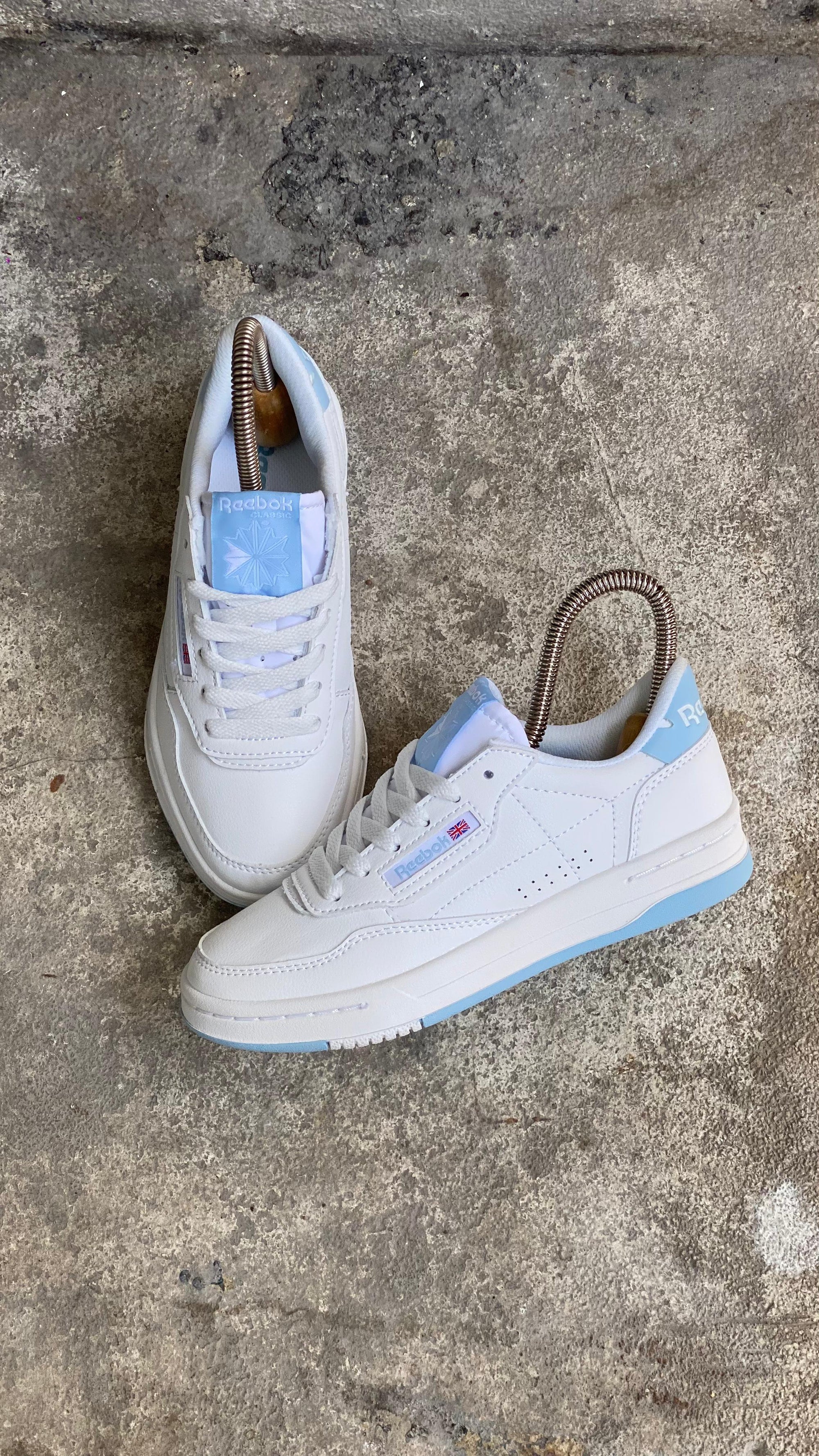 REEBOK TABLA BLANCO AZUL