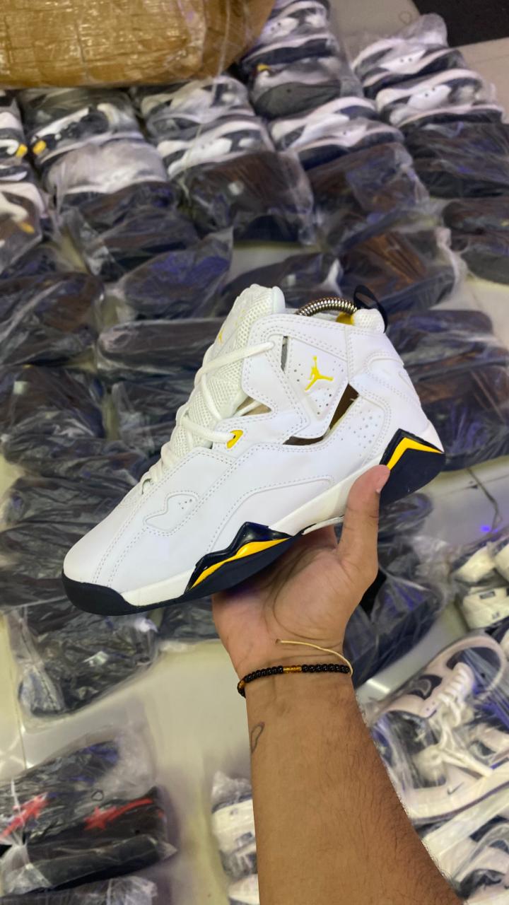 JORDAN JUMPMAN BLANCA