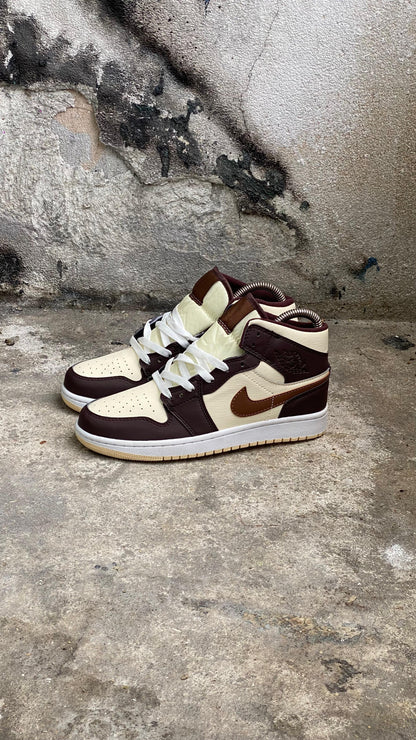 JORDAN RETRO 1 BEIGE CAFE