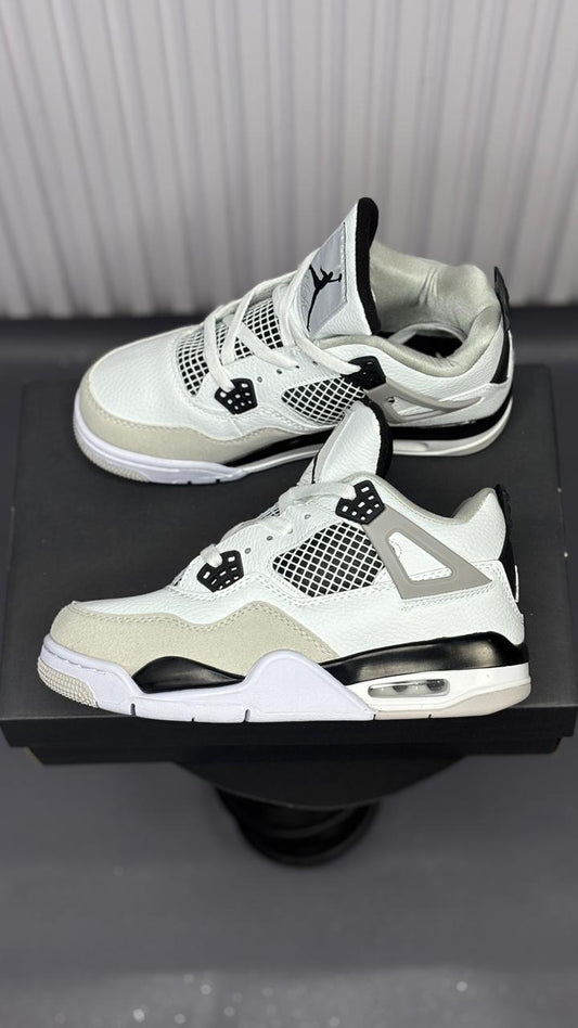 NIKE JORDAN RETRO 4 CREMA