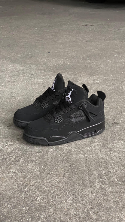 JORDAN RETRO 4 NEGRA