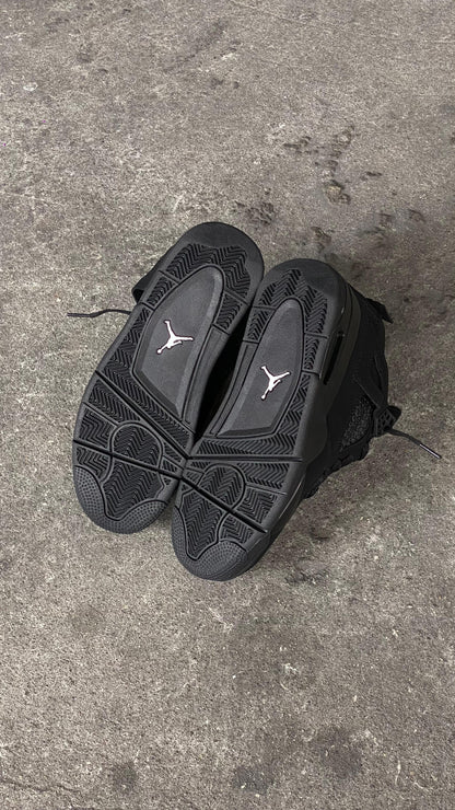 JORDAN RETRO 4 NEGRA