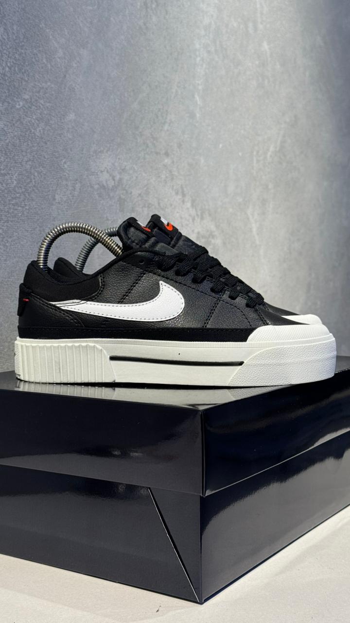 NIKE LEGACY NEGRO BLANCO