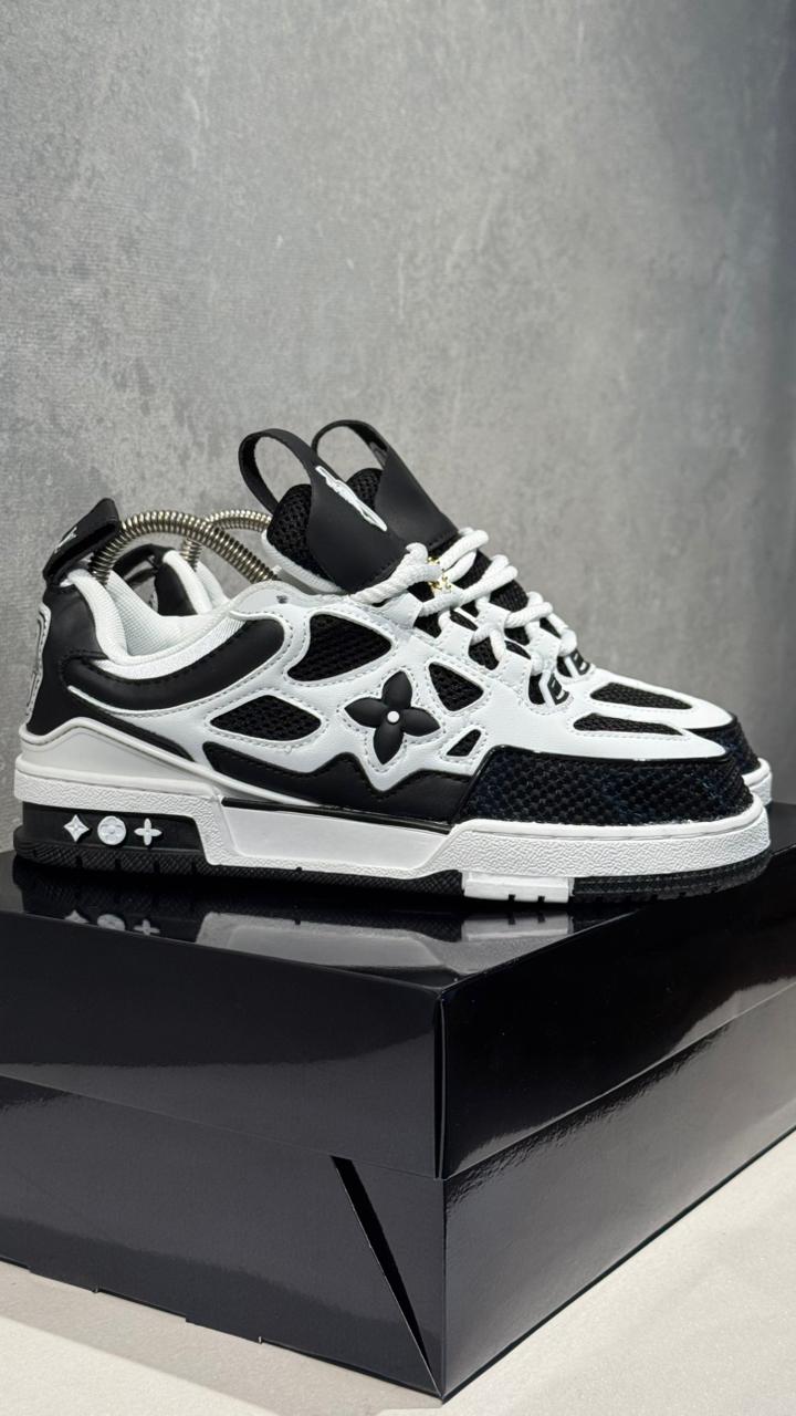 LOUIS VUITTON SKATE NEGRO CON BLANCO