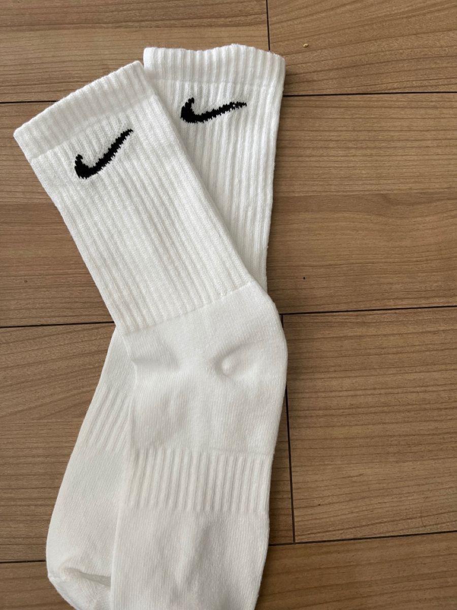 MEDIAS NIKE A MEDIA PANTORRILLA