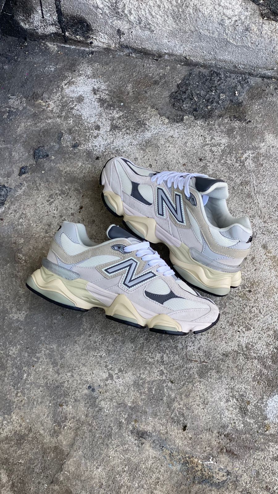 NEW 9060 BEIGE GRIS