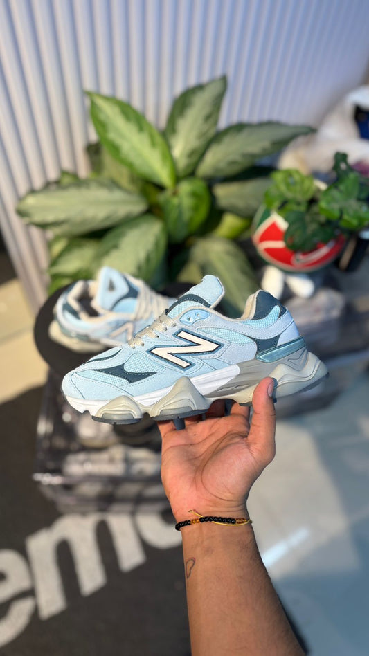NEW BALANCE 9060 AZUL SUAVE