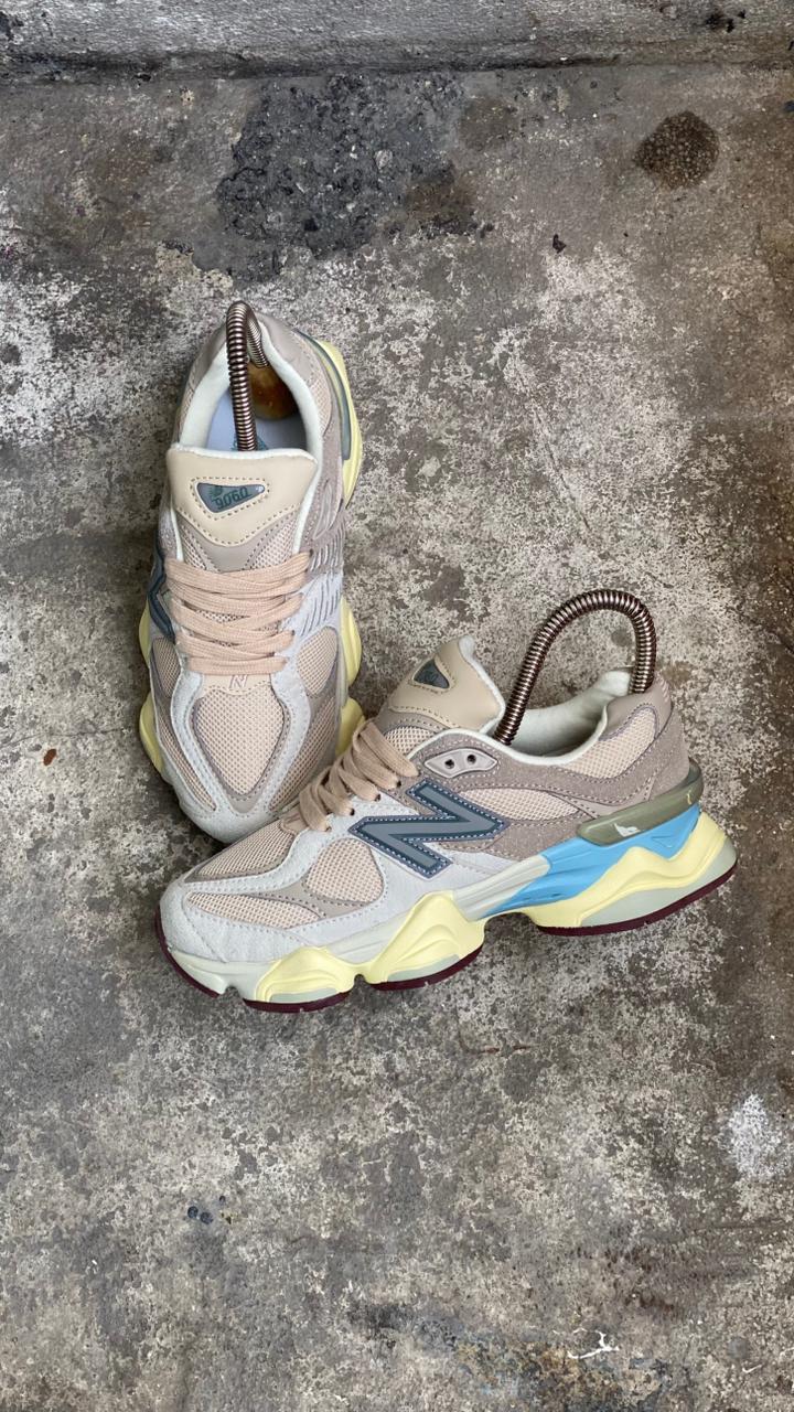NEW BALANCE 9060 BEIGE AZUL PROMO MASTER