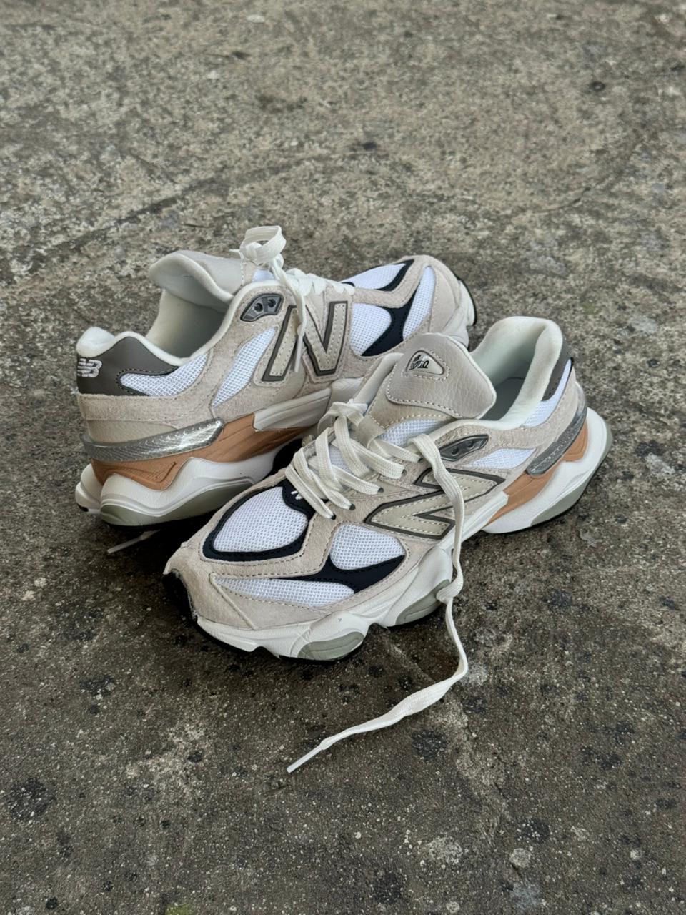 NEW BALANCE 9060 BLANCO NARANJA