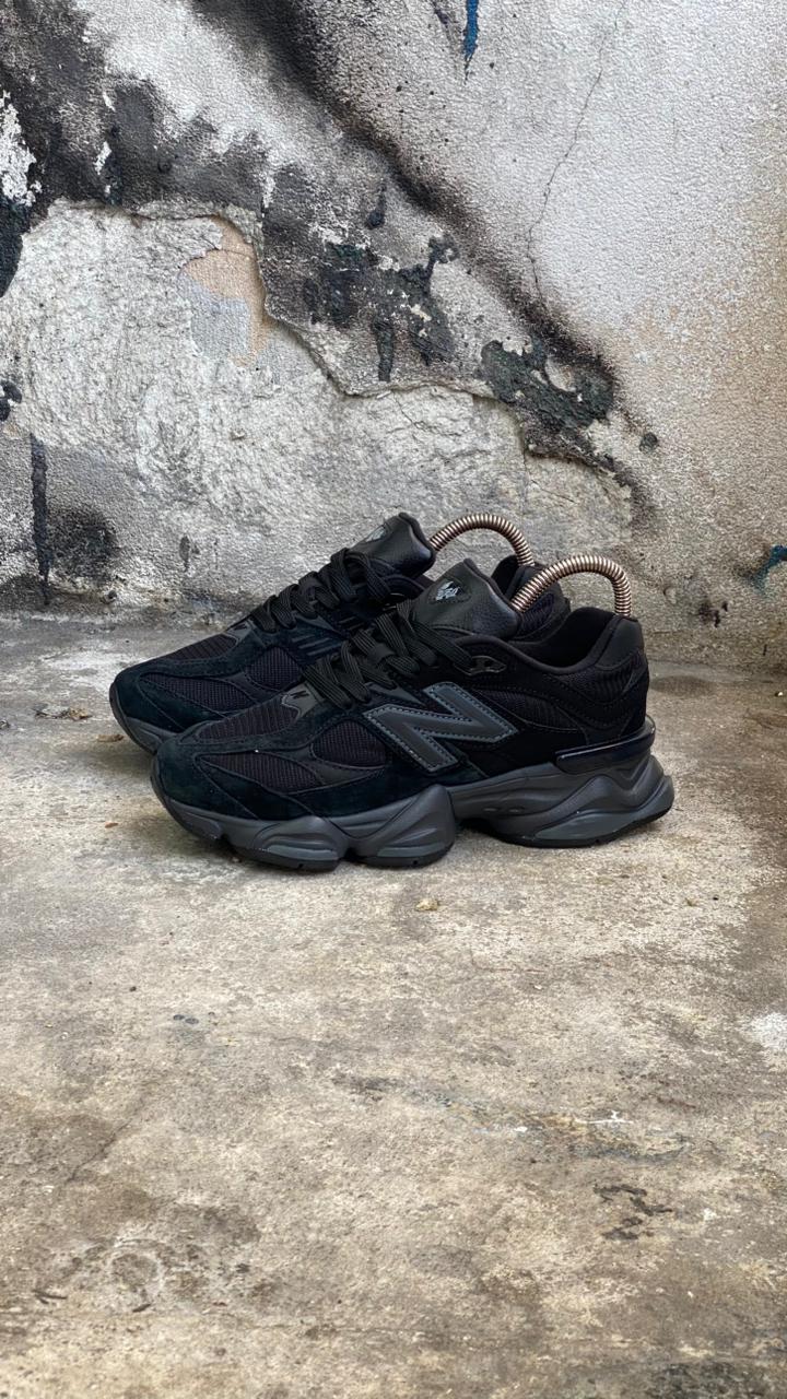 NEW BALANCE 9060 NEGRO GRIS