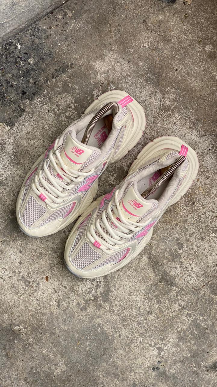 NEW BALANCE V2 BEIGE ROSA PROMO MASTER