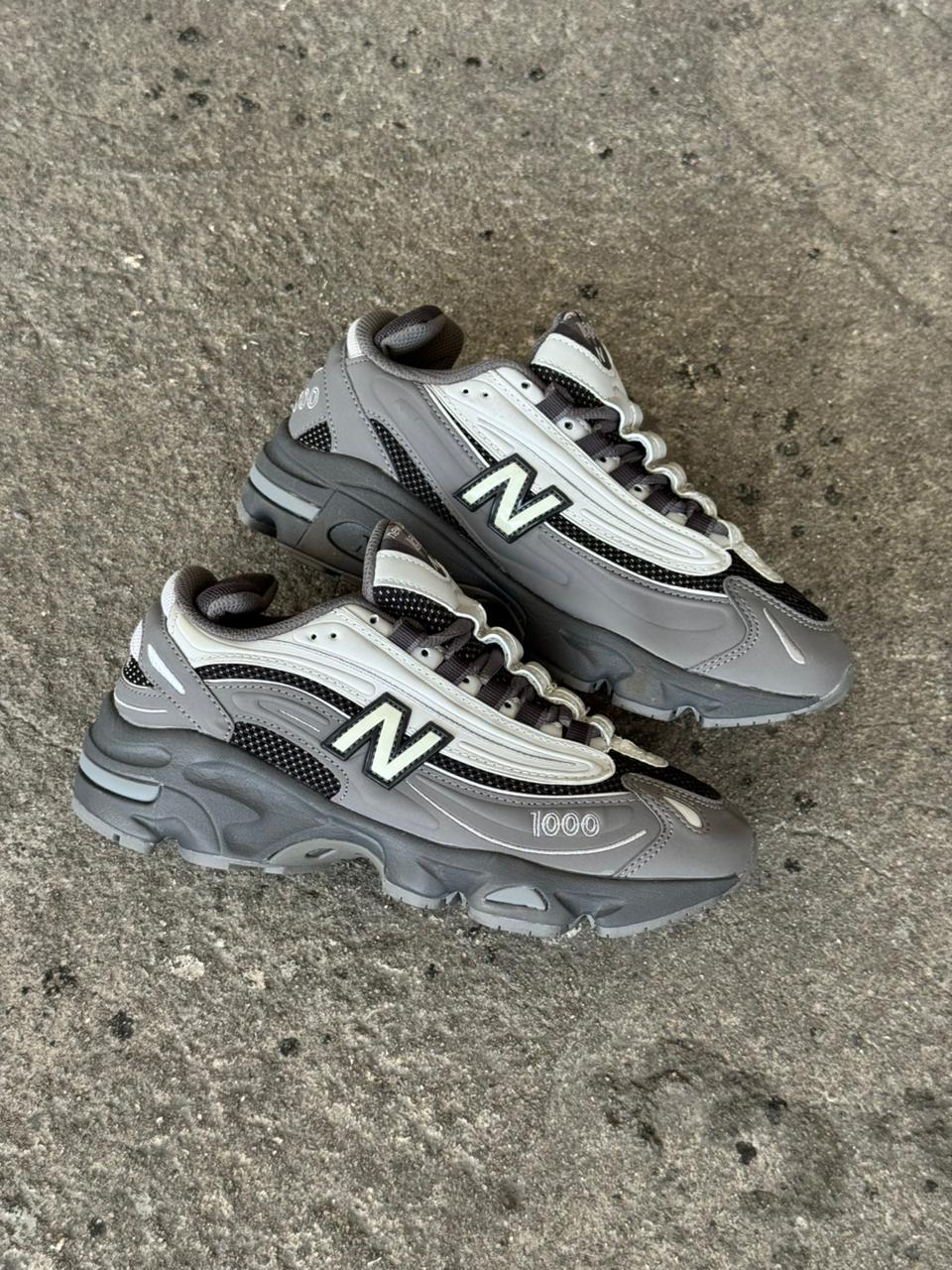 NEW BALANCE 1000 NEGRO GRIS