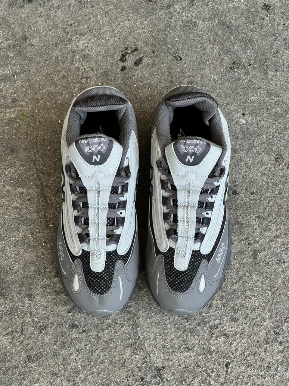 NEW BALANCE 1000 NEGRO GRIS