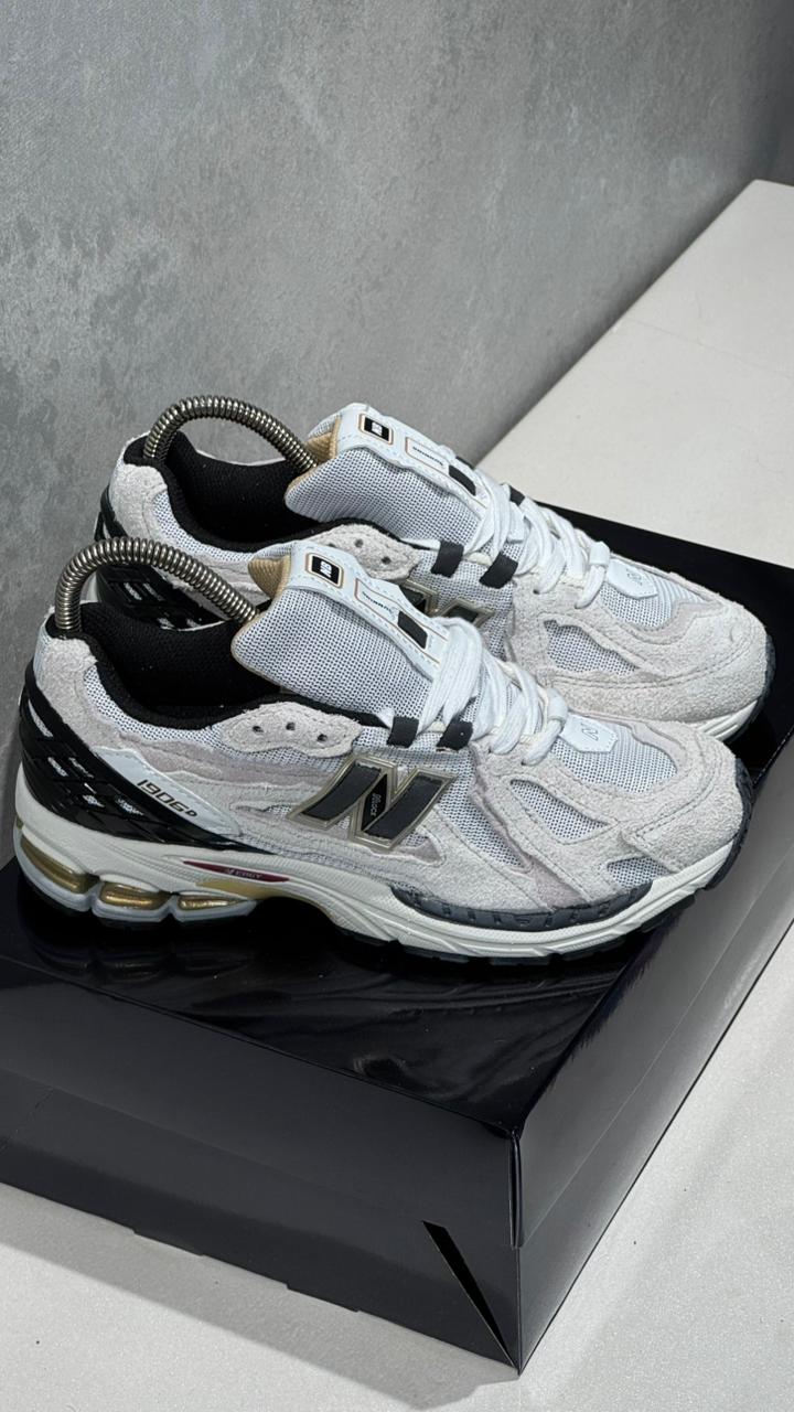 NEW BALANCE 1908 GRIS DORADO