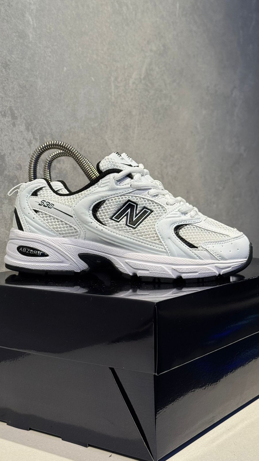 NEW BALANCE 530 BLANCO NEGRO PROMO