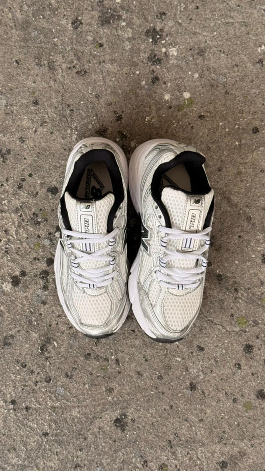 NEW BALANCE  740 BLANCO NEGRO