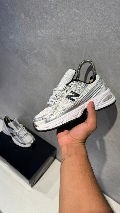 NEW BALANCE  740 BLANCO NEGRO