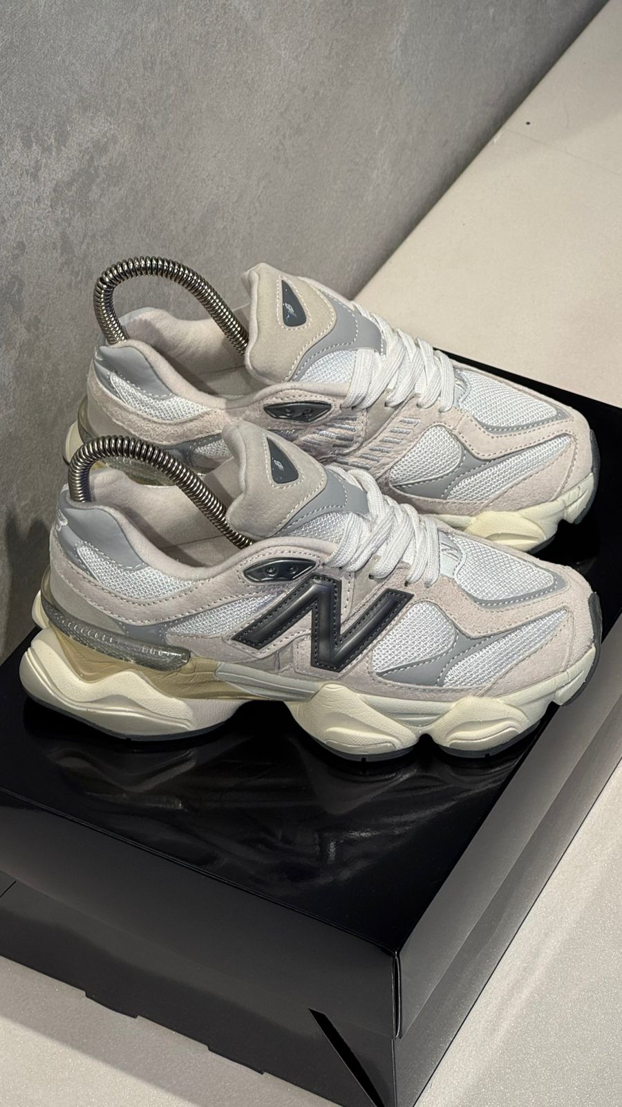 NEW BALANCE 9060 BEIGE ROSA