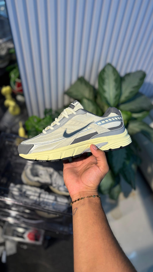 NIKE INITIATOR BLANCO AZUL