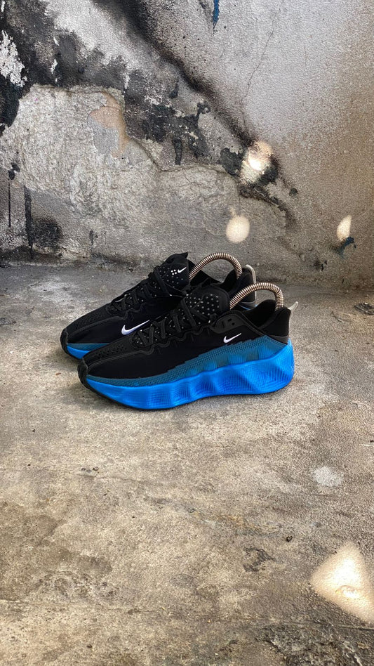 NIKE AVA ROVER NEGRO AZUL