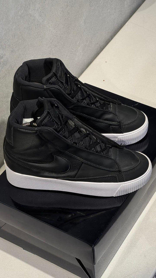 NIKE BLAZER PLATAFORMA NEGRA BLANCA PROMO