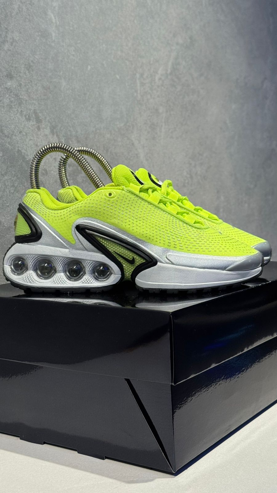 NIKE CAMARA VERDE PROMO