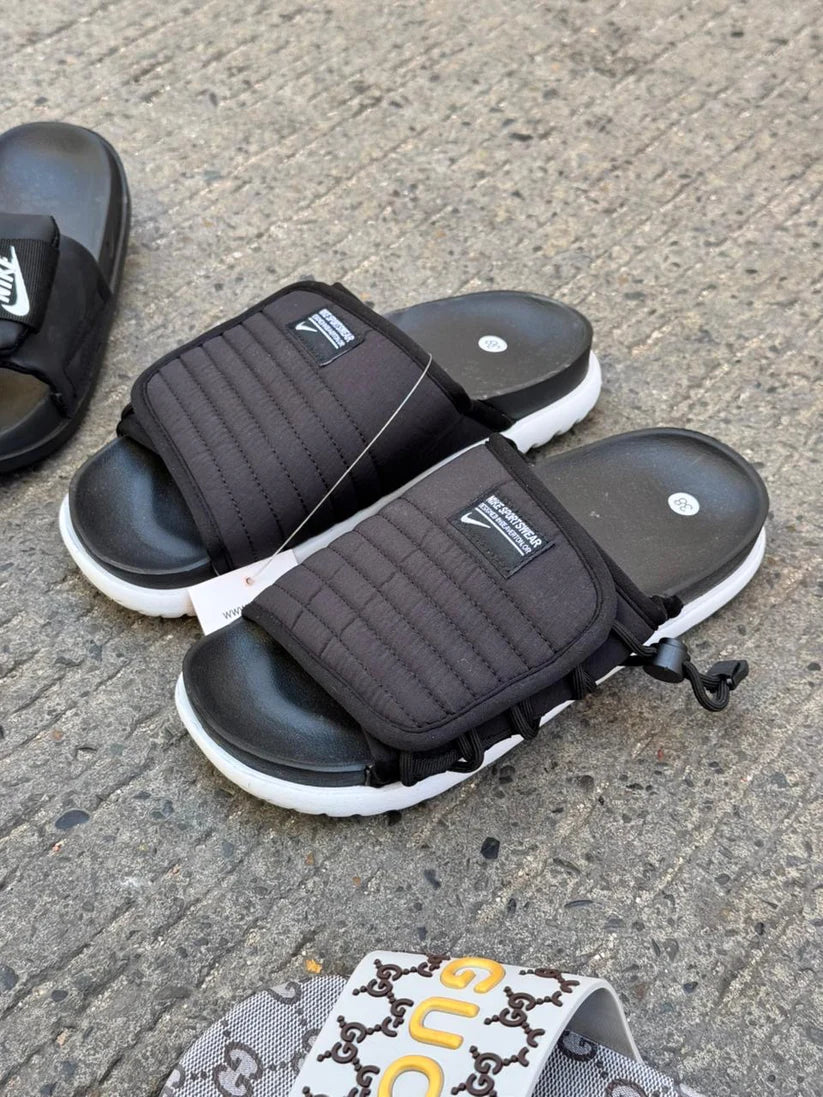 NIKE CHANCLA ASUNA NEGRO BLANCO