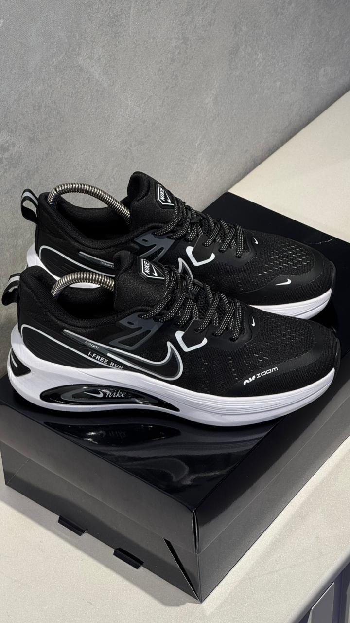 NIKE FREE RUN NEGRO BLANCO