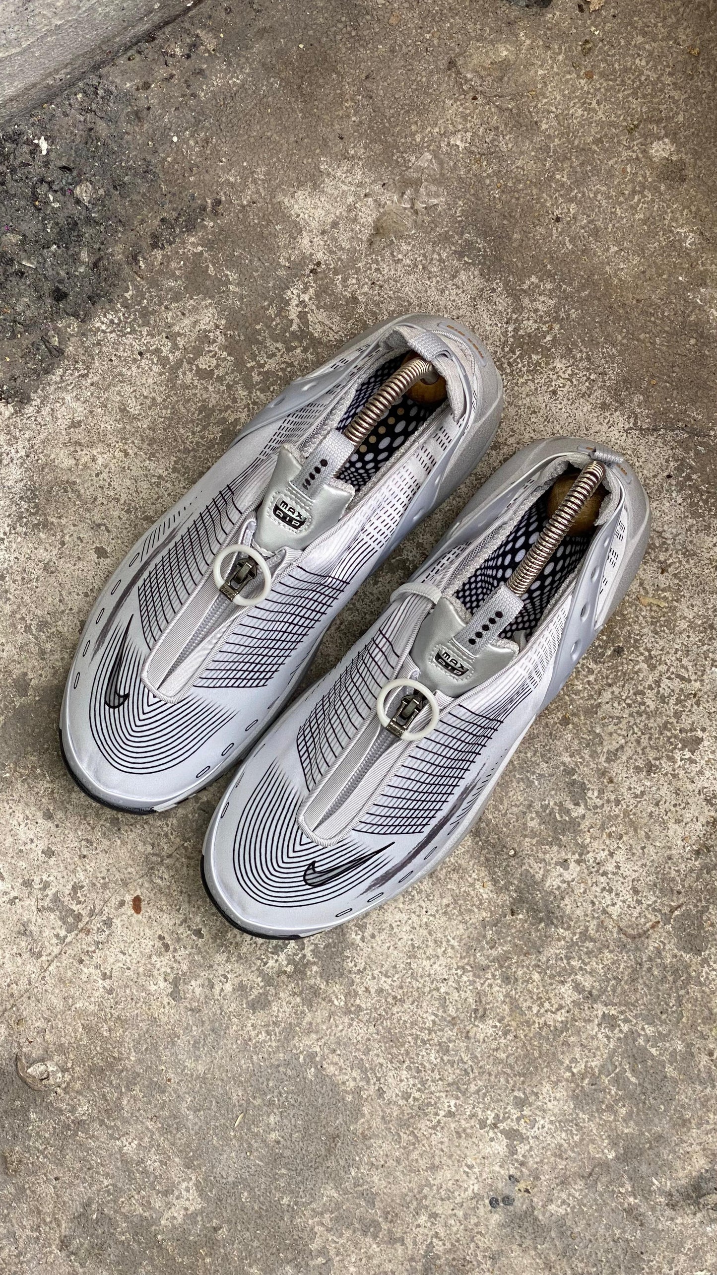 NIKE GYM PLATA NEGRO PROMO MASTER