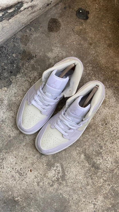 NIKE JORDAN RETRO 1 BLANCO MORADO PROMO MASTER