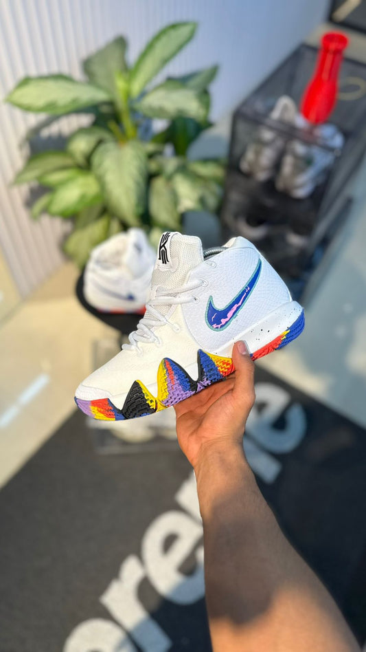 NIKE KYRIE IRVING BLANCO COLORS