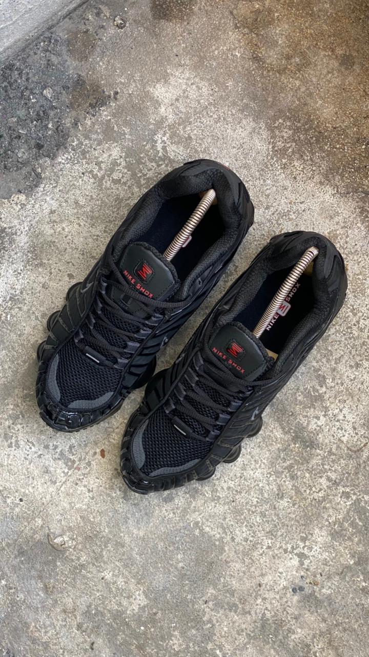 NIKE SHOT