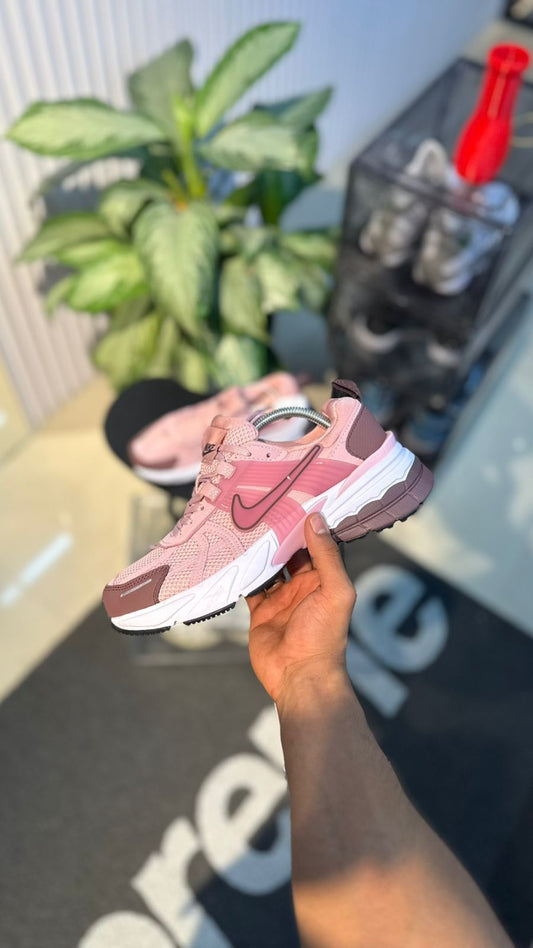 NIKE V2K ROSADO