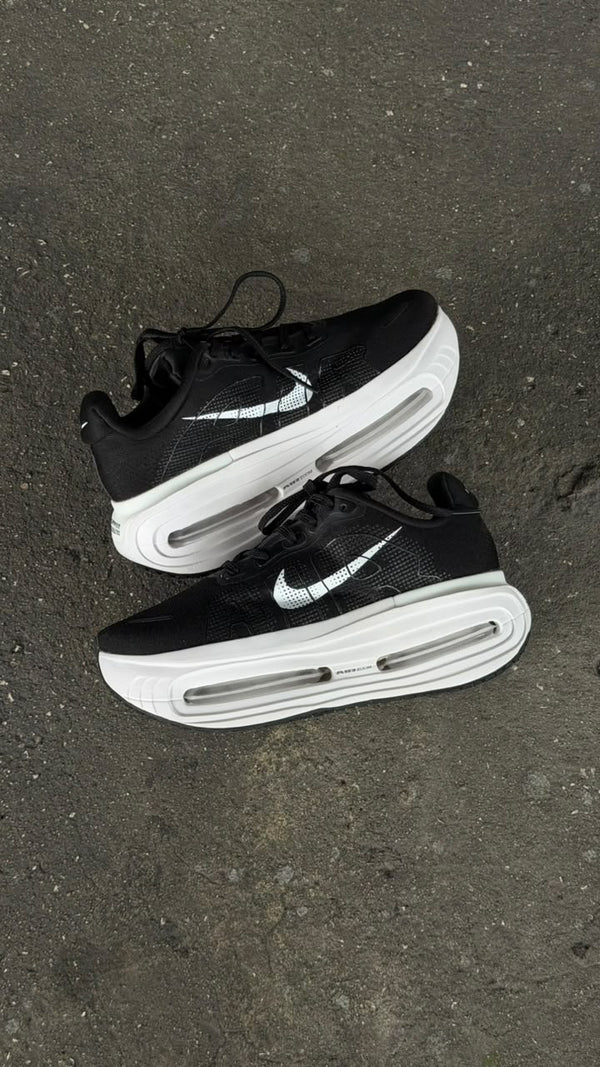 NIKE VOMERO PREMIUM NEGRO BLANCO
