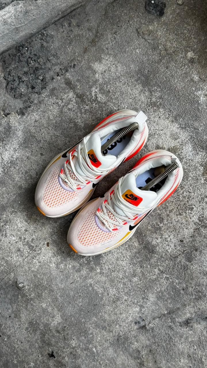 NIKE ZOOM BLANCO NARANJA