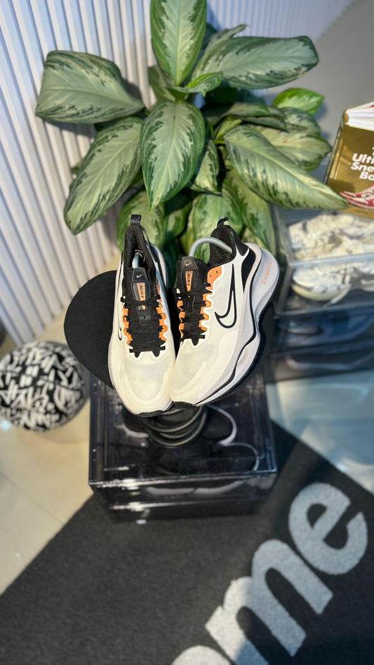 NIKE ZOOM CARITA BLANCO GRIS NEGRO