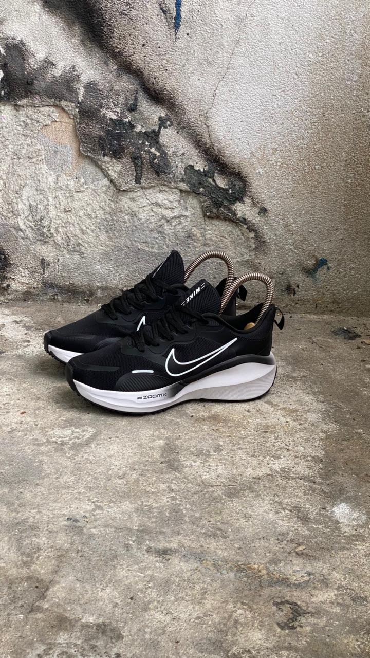NIKE ZOOM NEGRO GRIS PROMO MASTER