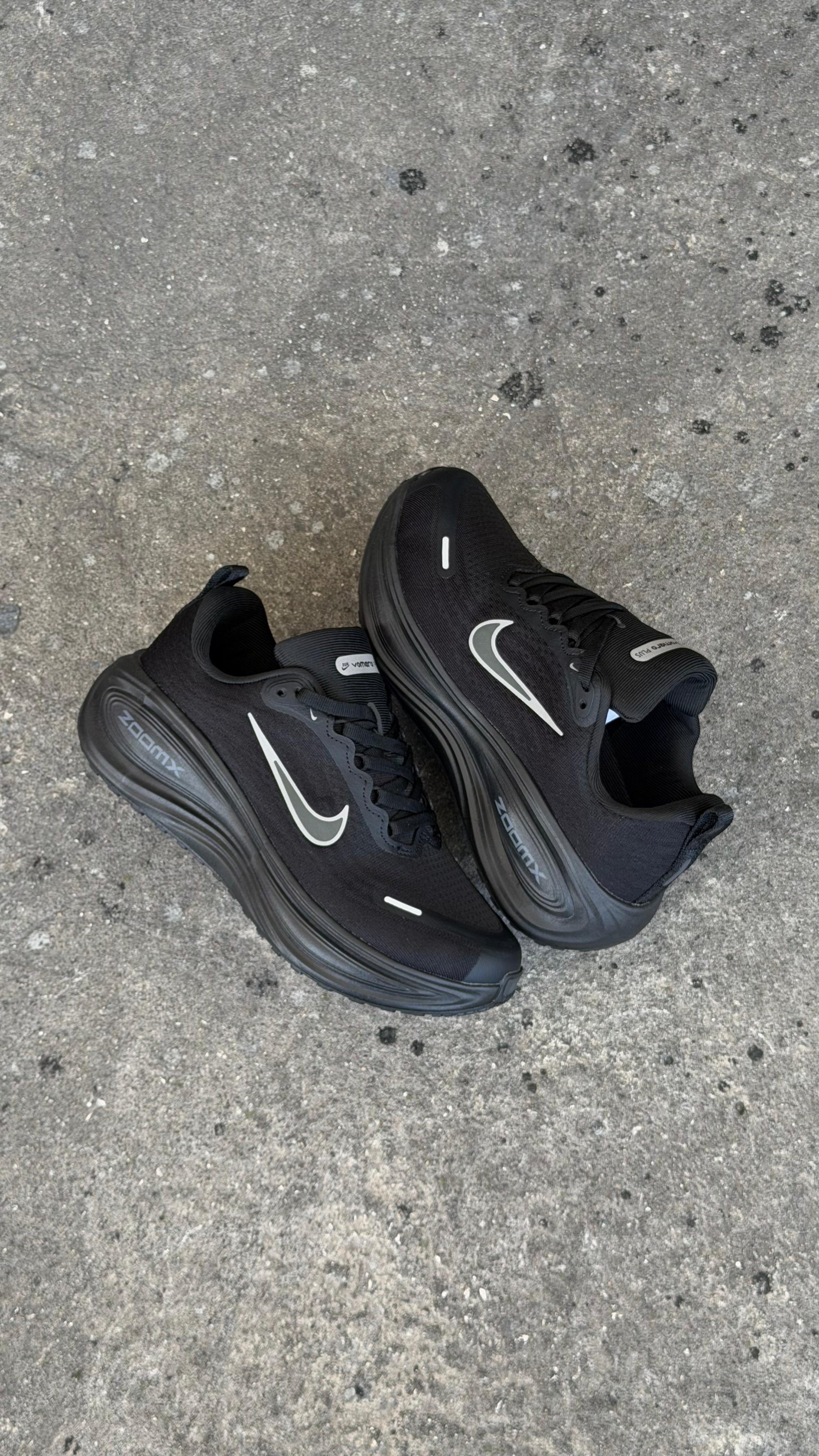 NIKE ZOOM X 2026 NEGRO