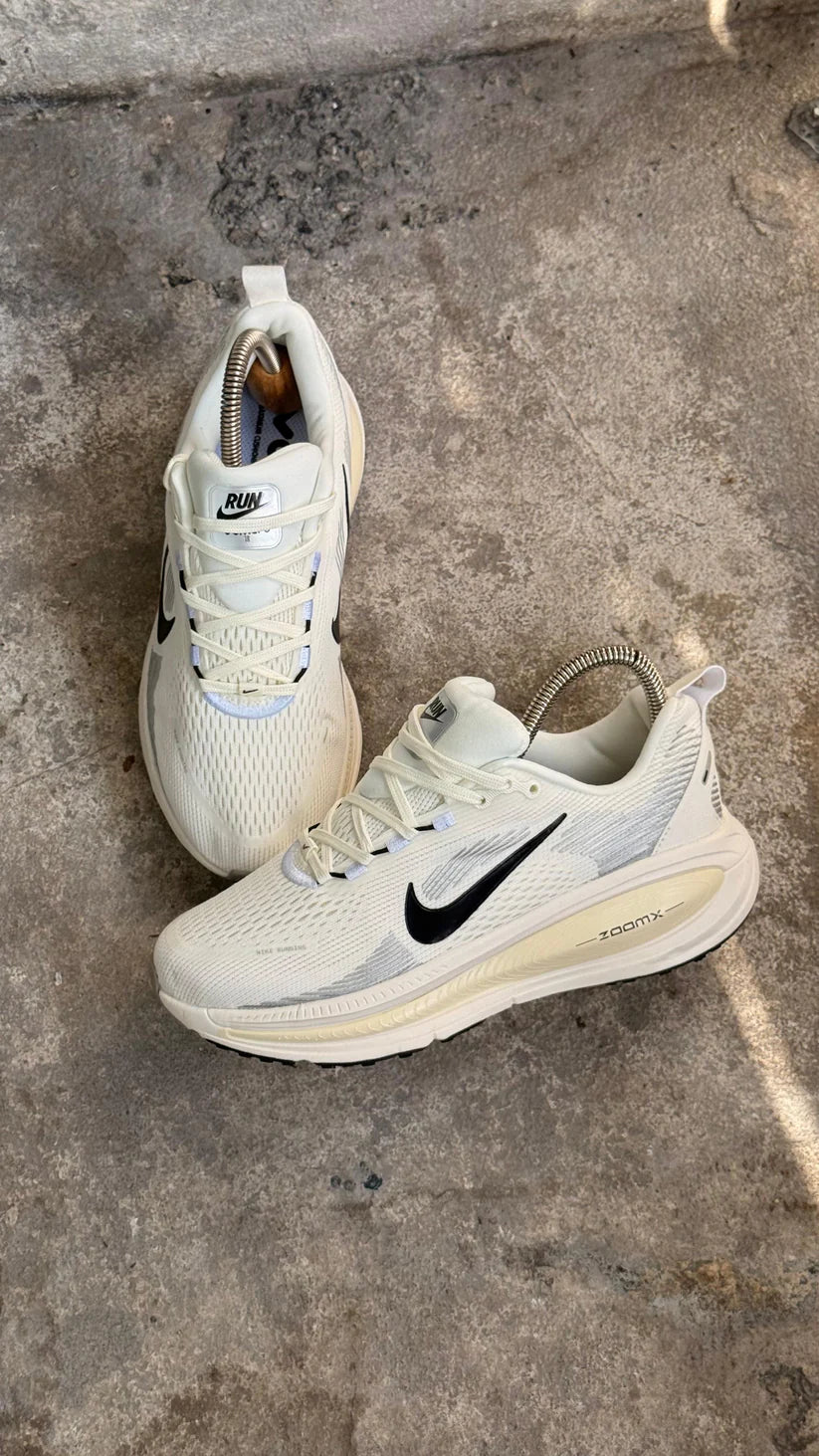 NIKE ZOOM X BLANCO BEIGE