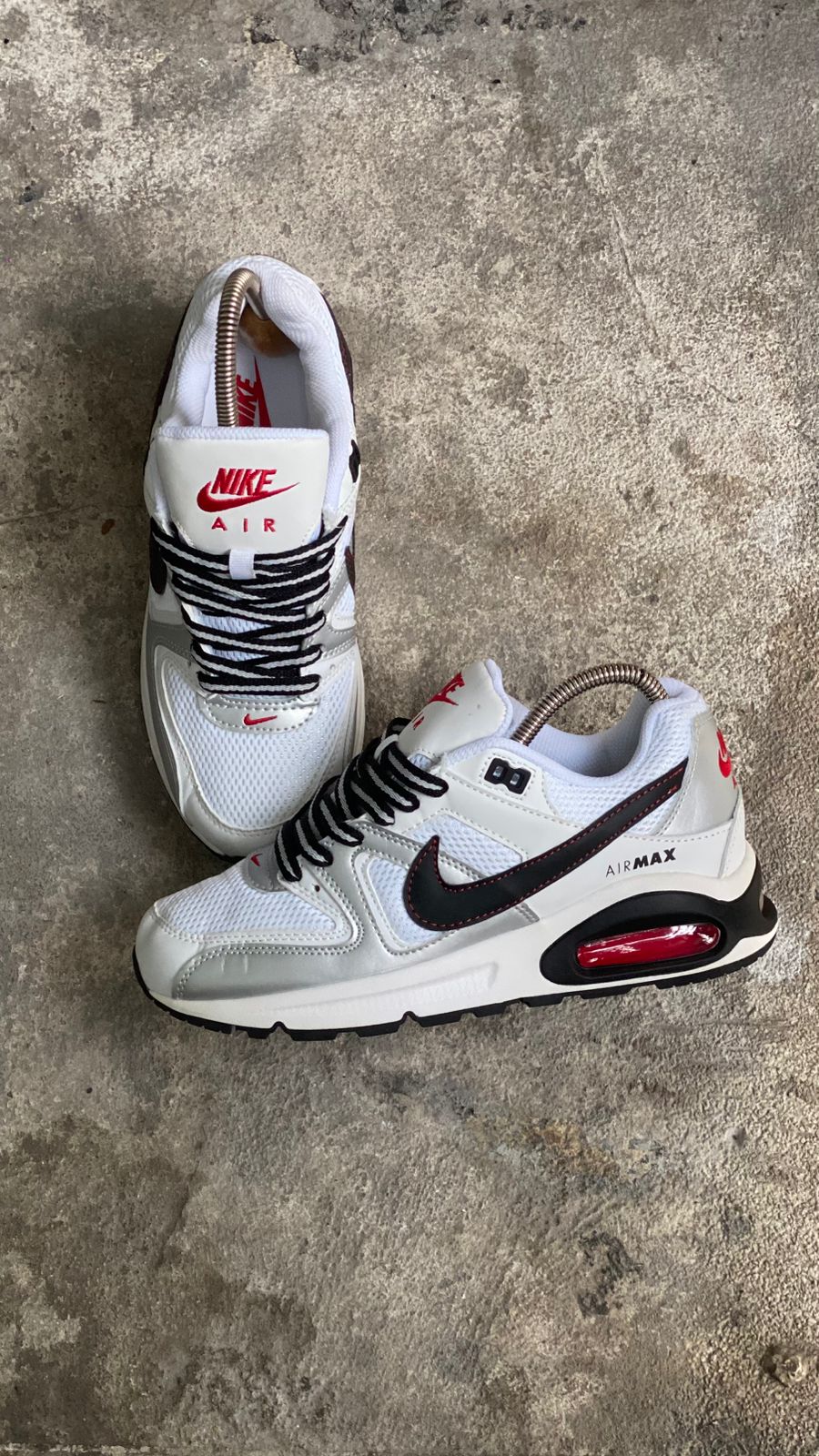 NIKE AIR MAX LTD BLANCO GRIS CHULO NEGRO
