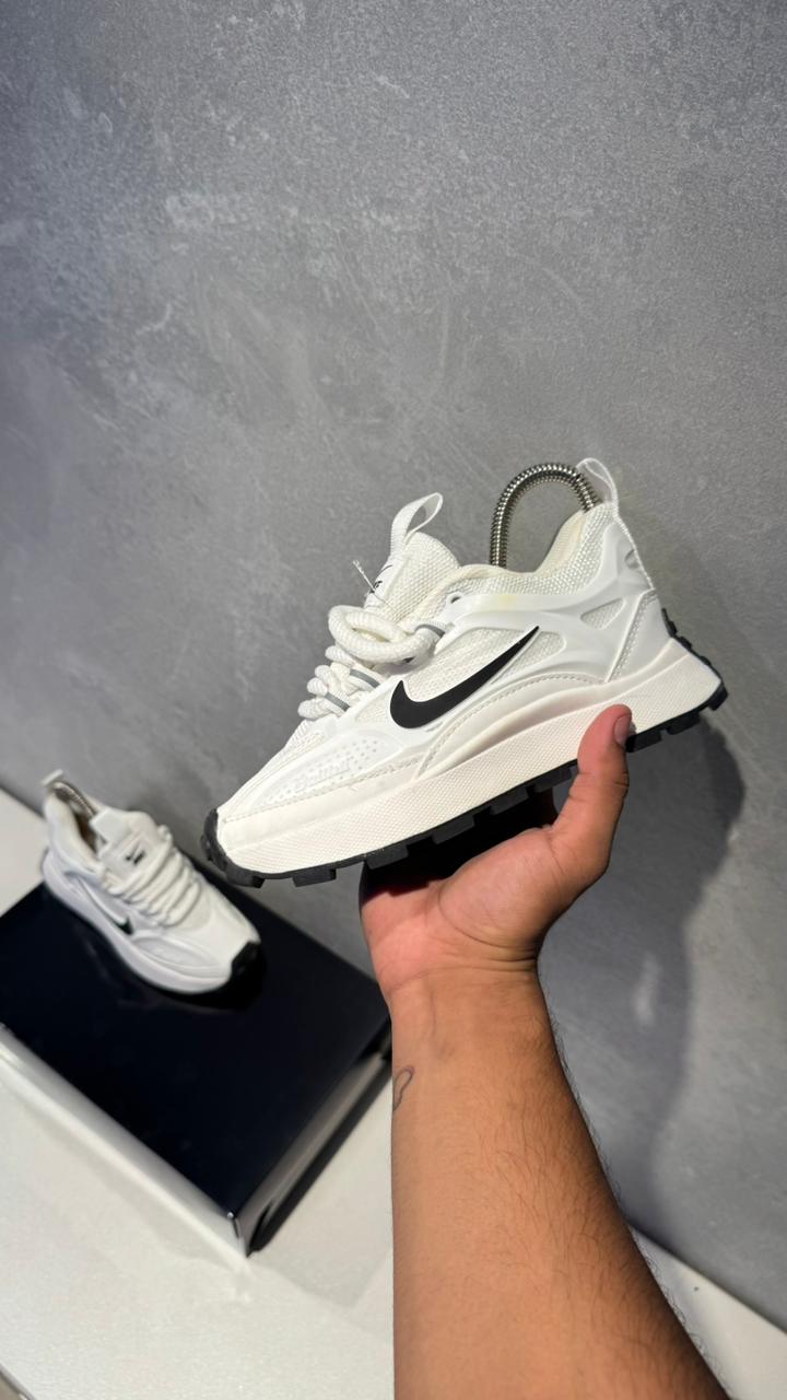 NIKE BALLELY CLASICO BLANCO PROMO