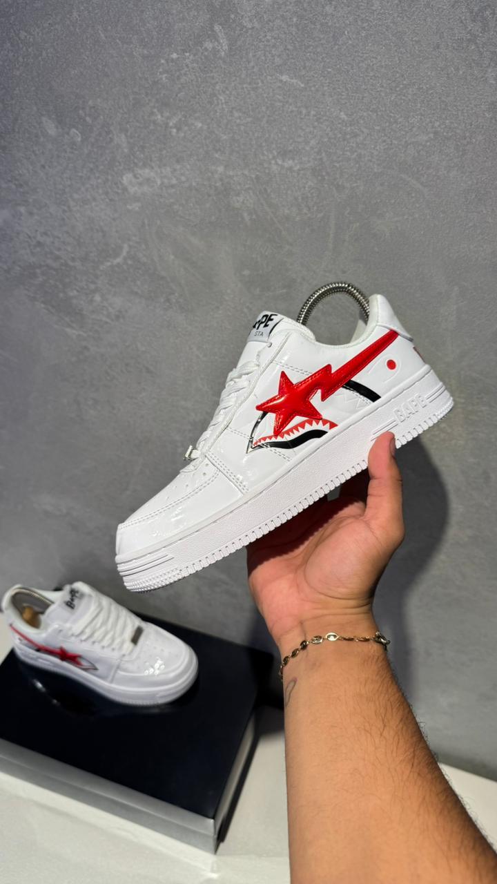 NIKE BAPE BLANCO ROJO
