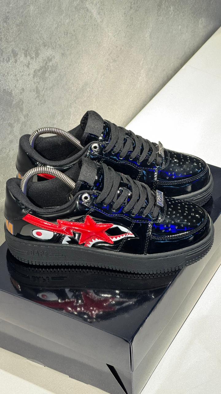 NIKE BAPE NEGRO ROJO