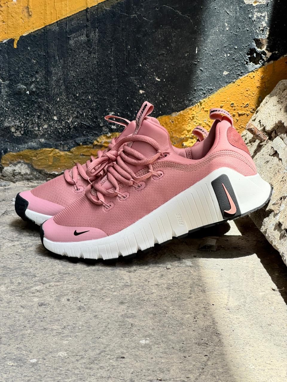 NIKE FREECOM ROSADO