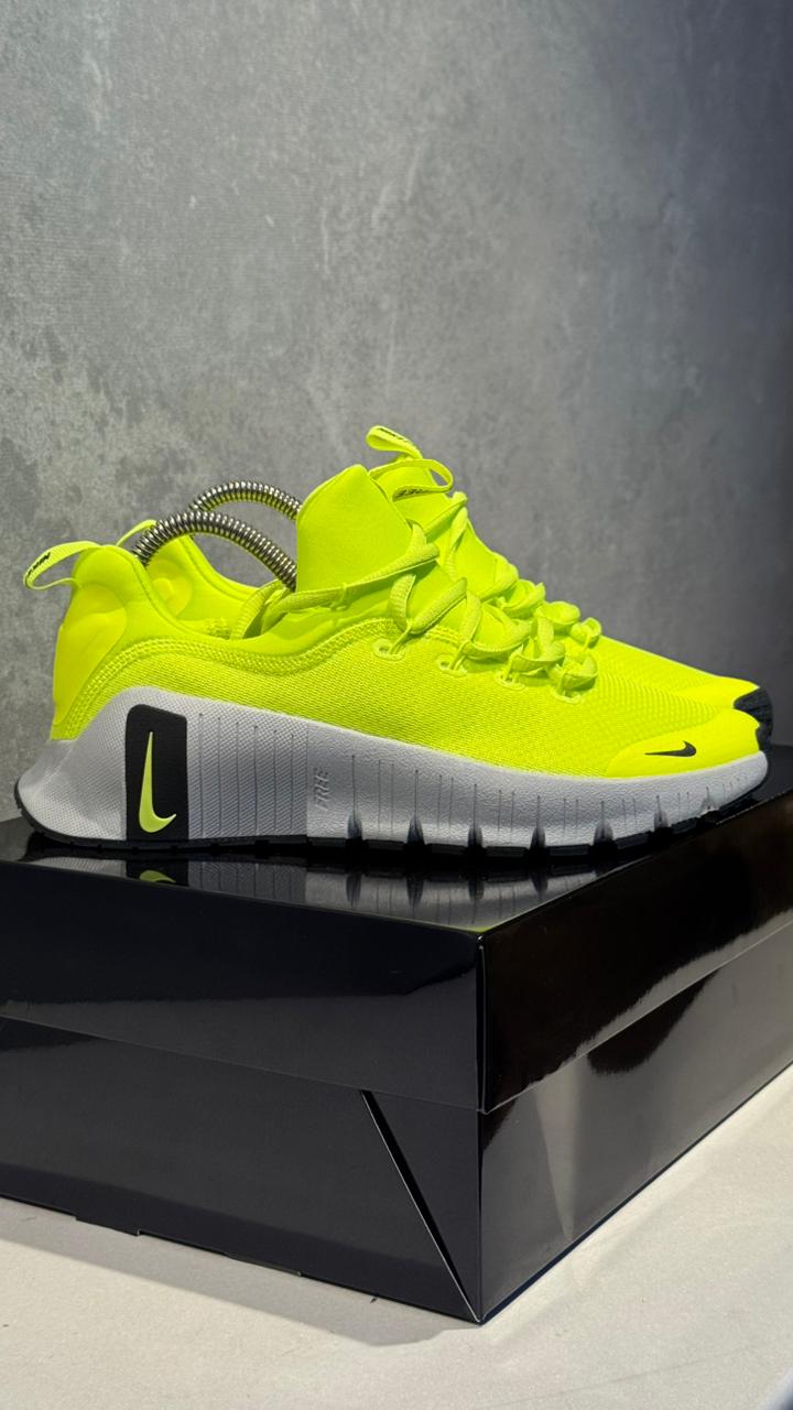 NIKE FREECOM VERDE