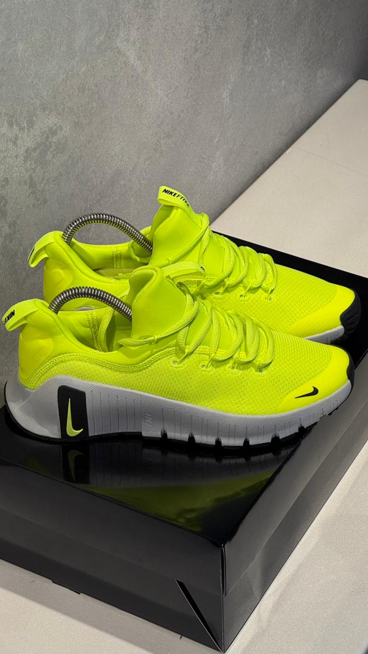 NIKE FREECOM VERDE